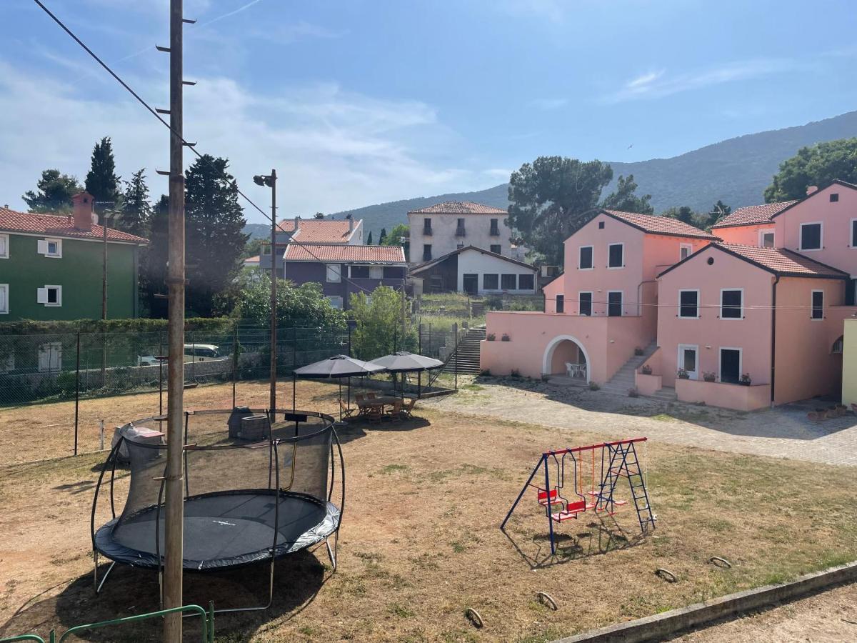 Appartamento Olive Nerezine Esterno foto
