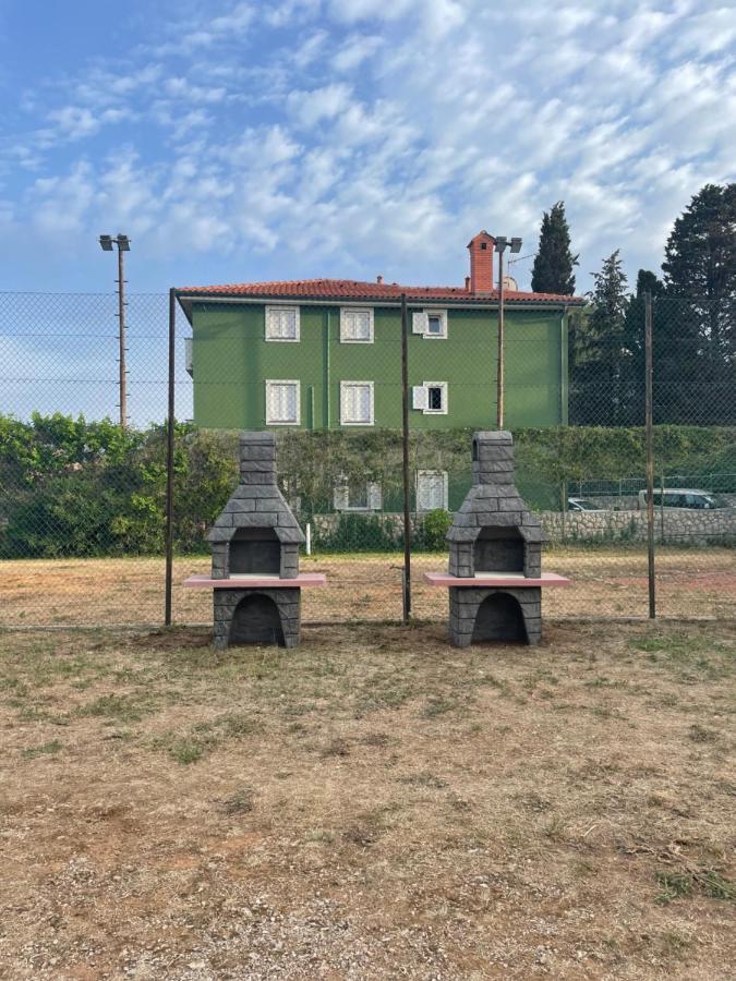 Appartamento Olive Nerezine Esterno foto